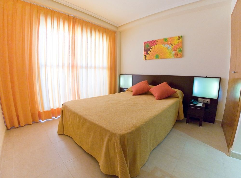 Apartahotel Marina Rey II مْبيرا المظهر الخارجي الصورة